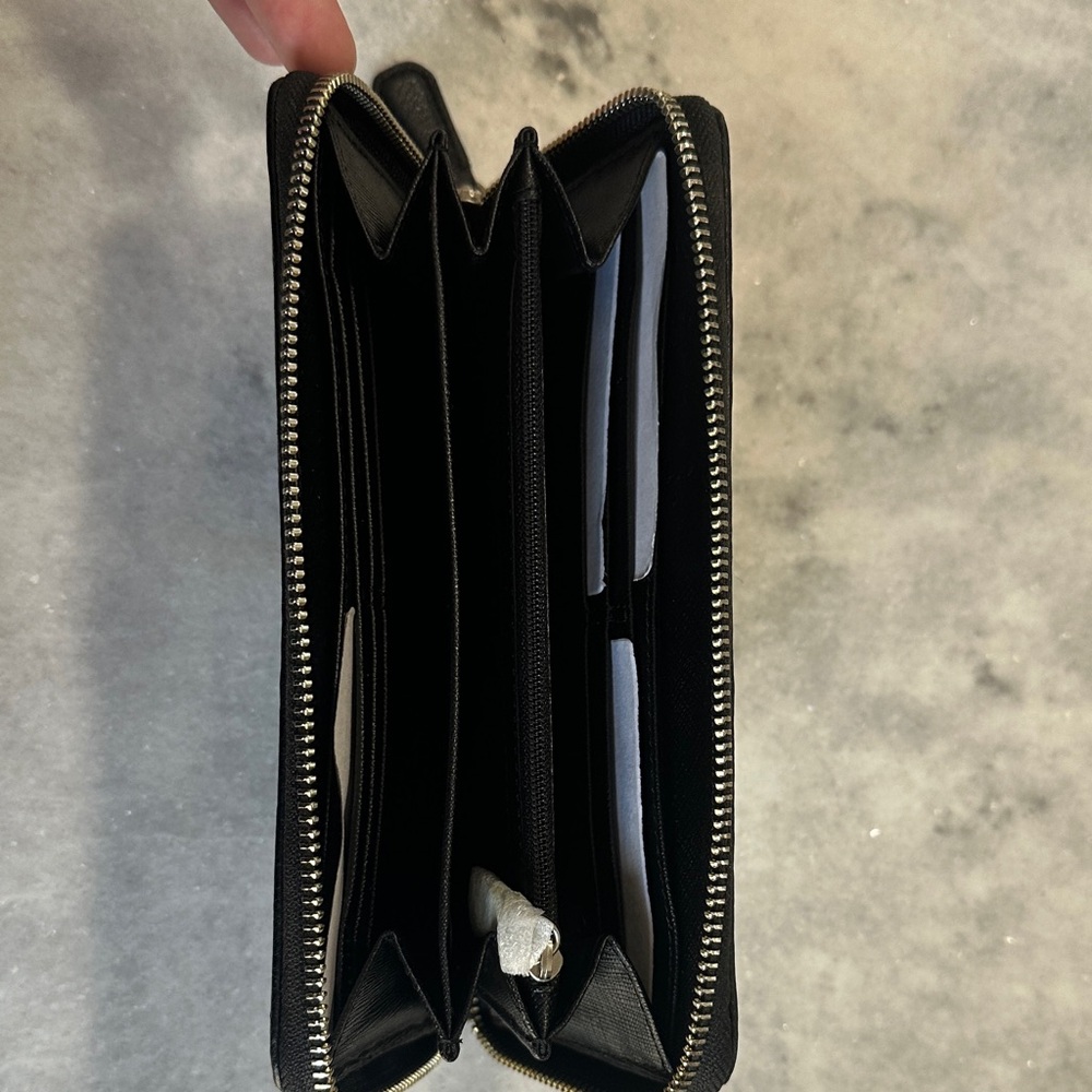 Coach Monochrome Signature Zip Wallet - Picture 3 of 5